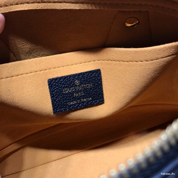 - NEO NEO BB PRELAUNCH VUITTON EXCHANELUSIVE LOUIS ALMA 0128